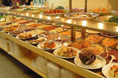 Lên kế hoạch khi tổ chức tiệc buffet cuối năm như thế nào?