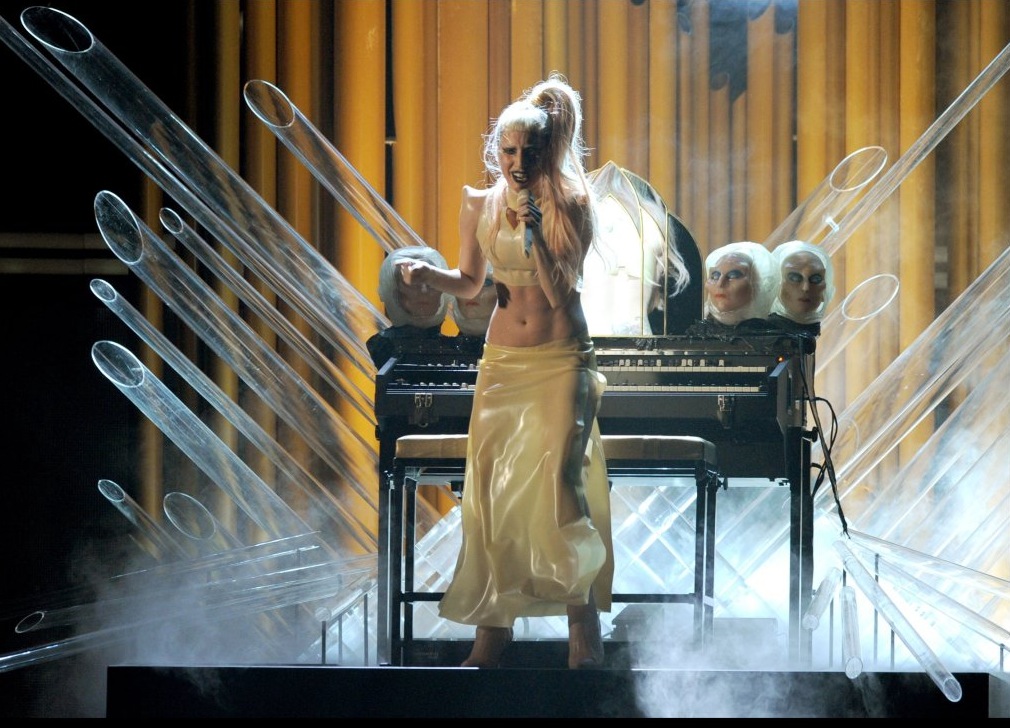 gwen stefani 2011 grammys. The 2011 Grammy Awards