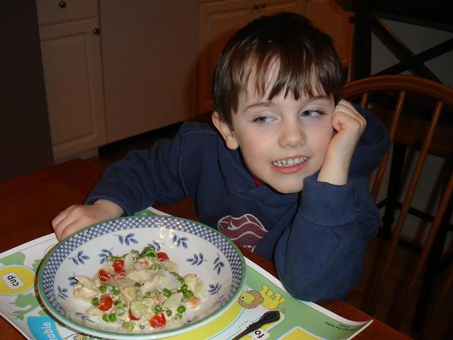 kids like the creaminess of alfredo sauce