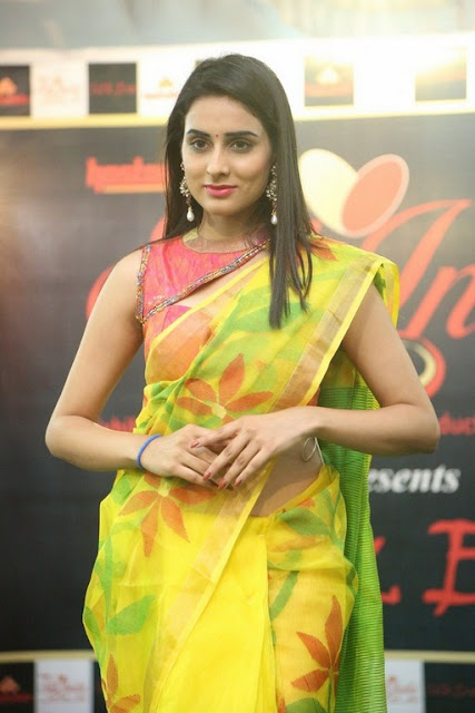 NIkitha Chathurvedi hot image gallery in saree