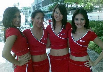 SingTel Grid Girls