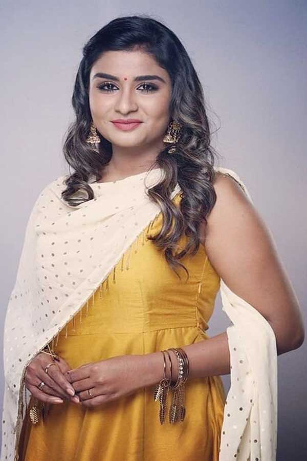 Abhi Tailor serial heroine Reshma Muralidaran