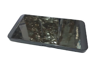 LCD Touchscreen Blackberry BB Z10 Plus Frame Tulang Original Copotan