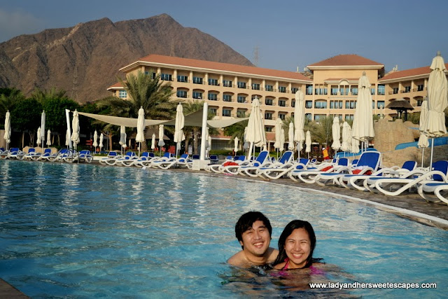 Fujairah Rotana Resort and Spa's swimming pool