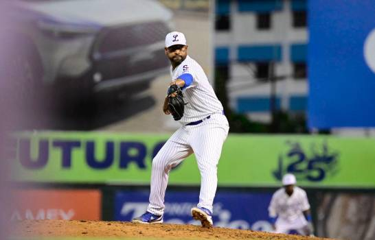 César Valdez le pone fin a la mala racha del Licey