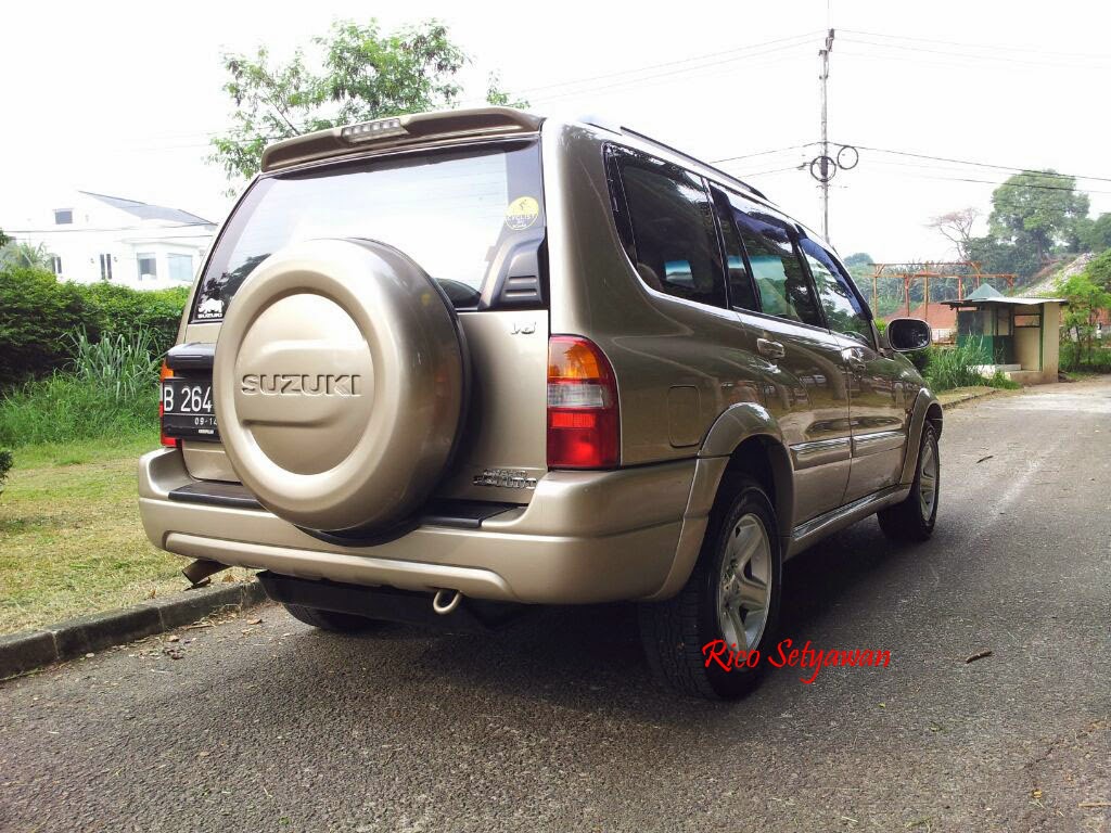Ulasan Mobil  Bekas  Suzuki  Grand Escudo  XL7 A T 