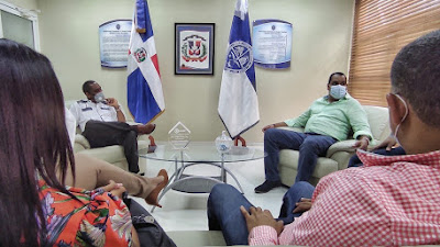 Edgar Batista realiza encuentro con líderes de Barahona en busca de soluciones a necesidades sociales