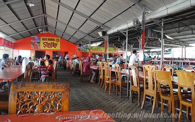 Nasi Bebek Sinjay