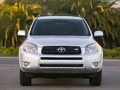 Toyota RAV4 Standard Resolution Wallpaper 5