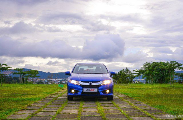 Đánh giá chi tiết xe oto Honda City 2014