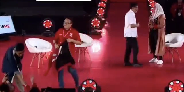 Gibran Emoh Pakai Jaket PSI