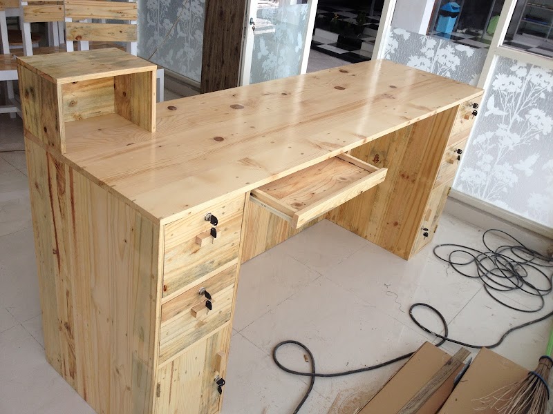 46+ Harga Meja Bar Kayu Pinus