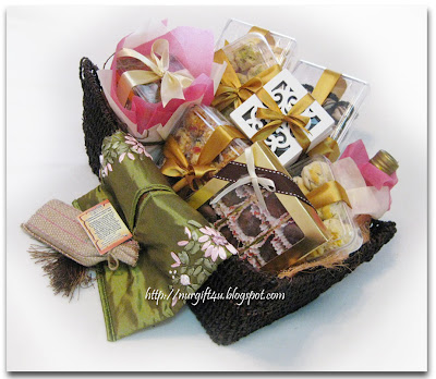 HAMPER RAMADHAN, HARI RAYA, CUPCAKE, DOORGIFT, WEDDING 