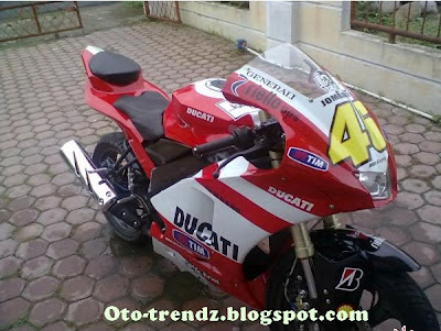 Modifikasi yamaha Vixion dengan fairing dukati