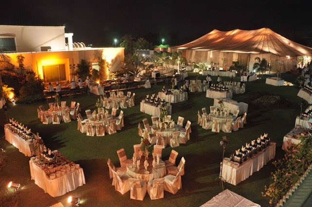 What we offer, at a2z Events Solutions, we offer all type of Weddings and Events services at your door step. 