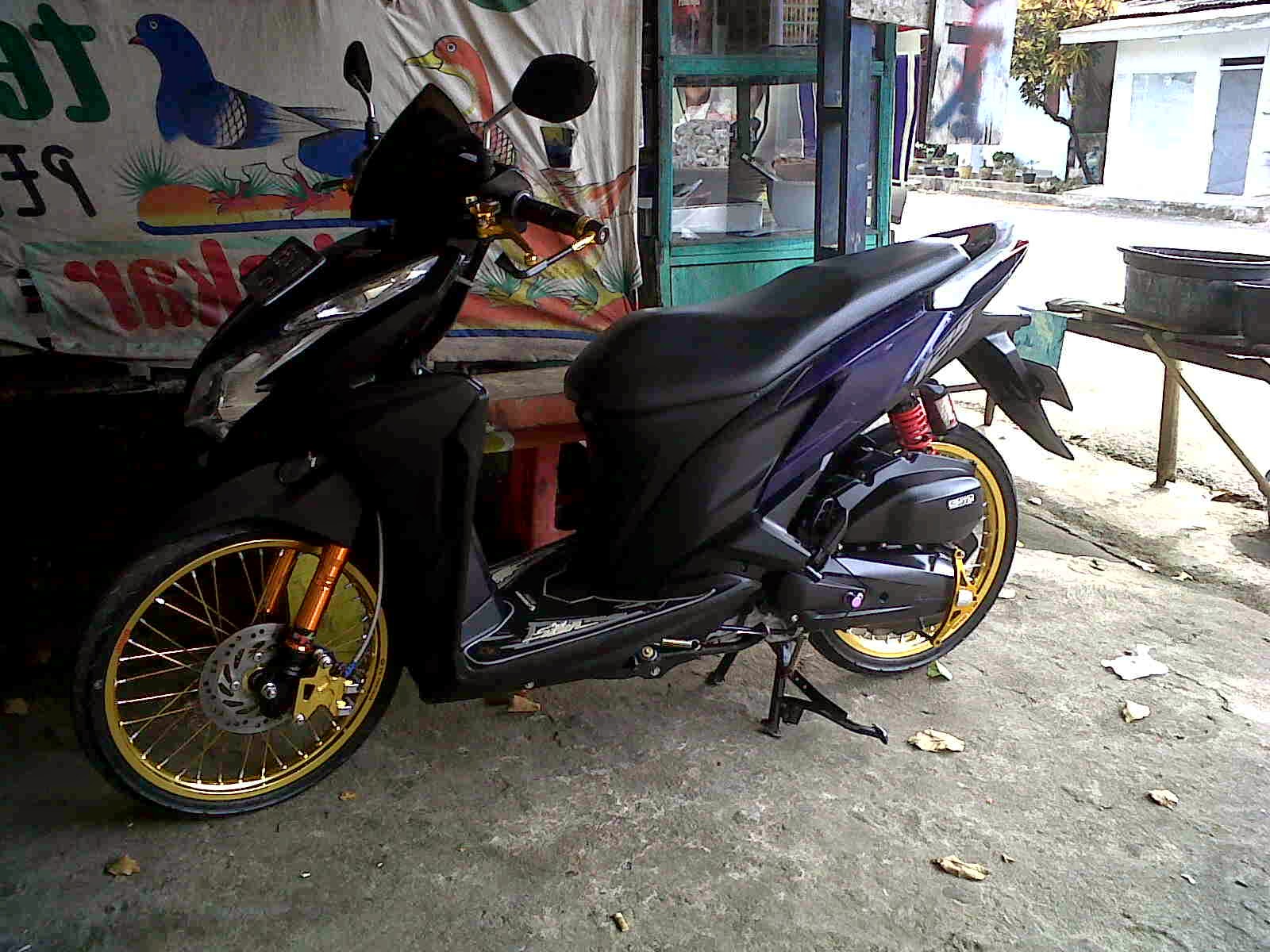 Modifikasi Vario 125 CBS Ring 17 AKALUHUM FI SELETEHEM SUMENEP