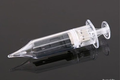 http://techwarlock.blogspot.in/2012/07/list-of-top-common-pendrive-problems.html