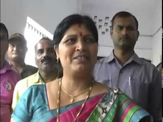 government-officers-and-employee-put-their-child-in-government-school-neera-yadav