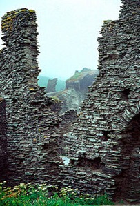 220px-Tintagel_b