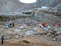 7 Tents for 7 Hikers