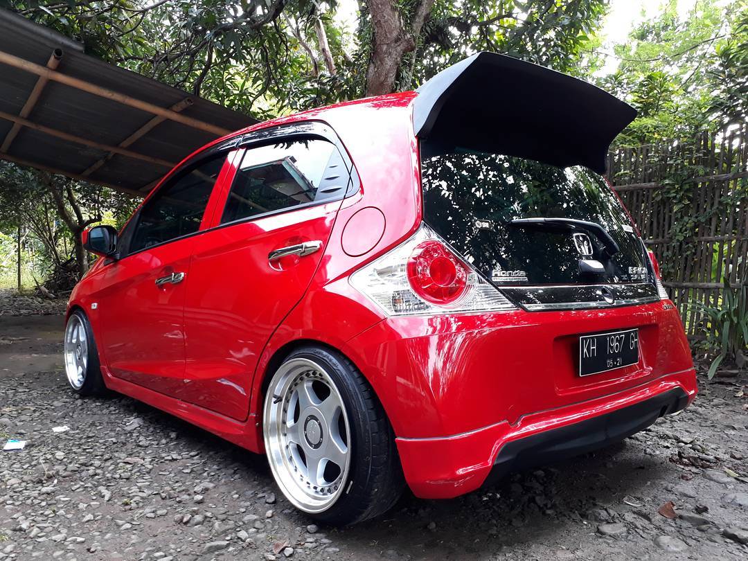 Modifikasi Mobil Ceper Brio Merah Keren Owner Ido Pang All Modify