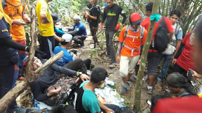 TUJUH HARI HILANG DALAM HUTAN DITEMANI SESEORANG?? ~ Alam 