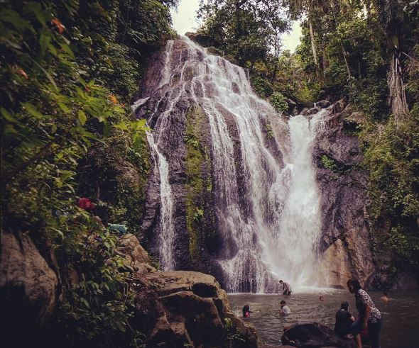 Destinasi Wisata Air Terjun Limbong Komandang, Polewali mandar 