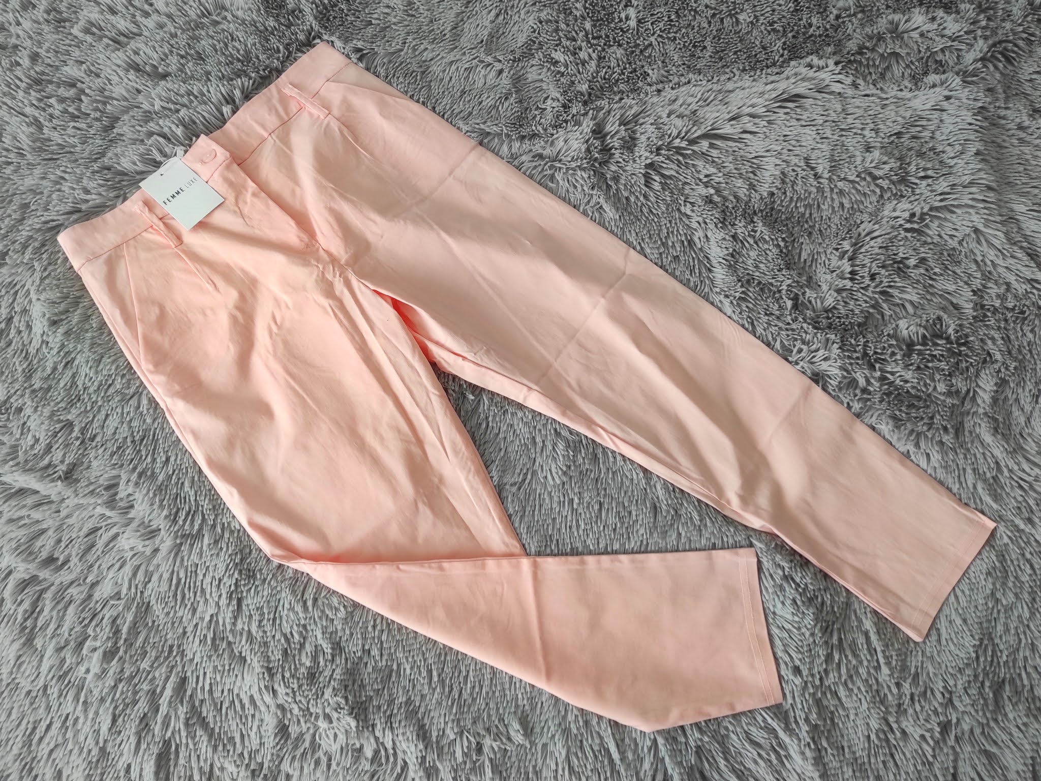 Eleganckie różowe spodnie