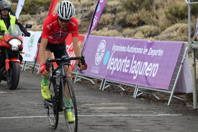 Victor Etxeberria (Tenerife Bike Point Pizzería Española) terminó séptimo en la Vuelta a Tenerife
