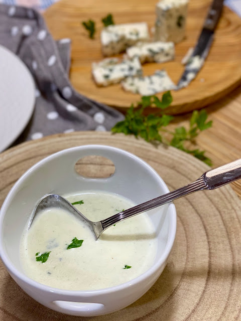 salsa roquefort