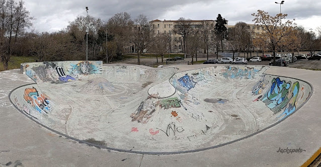 bowl skatepark bourg les valence