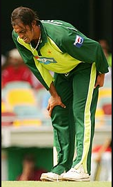 A paragraph on Shoaib Akhtar