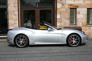 2014 Ferrari California Review & Specs