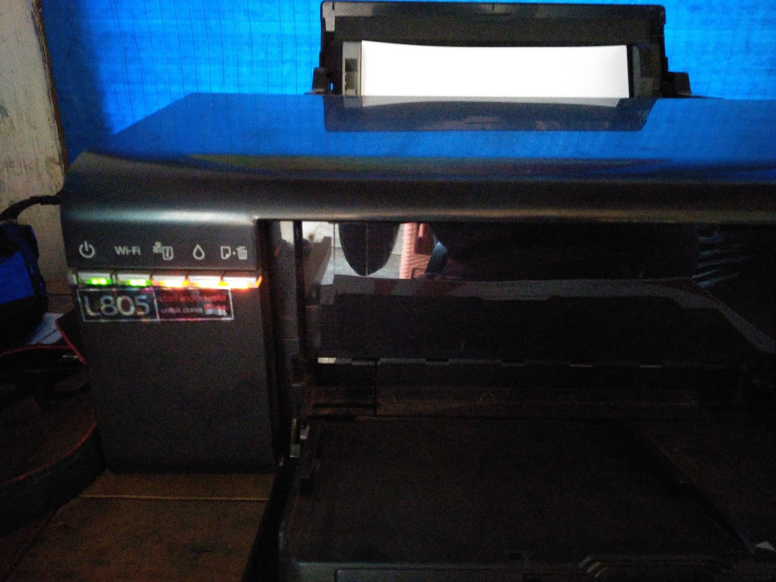 Epson L805 Printer Blinking