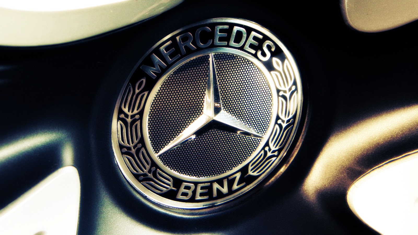 Mercedes-Benz logo wallpapers hd