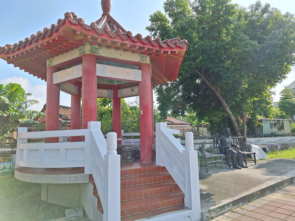 台南下營顏水龍紀念公園、顏水龍紀念館、顏氏家廟，國際級油畫家