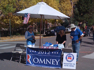 Republican booth at Saturday morning farmers market. Note the lack of foot traffic.