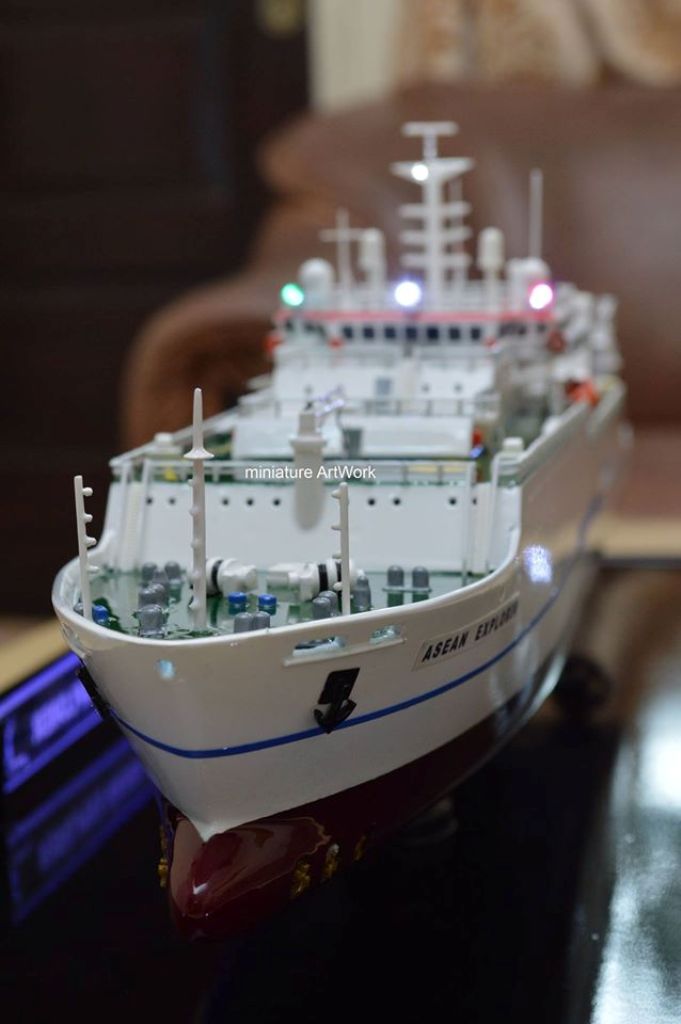 Kapal Asean Explorer Cableship