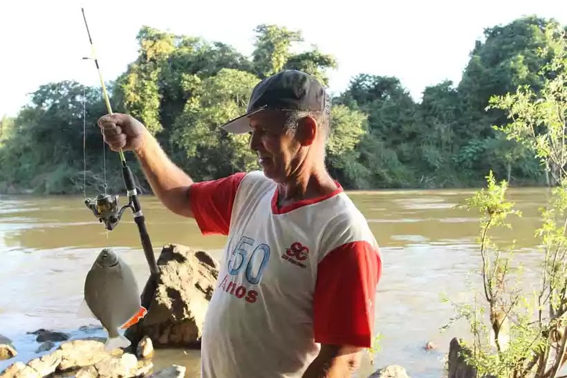 Expedição entra em ação pelo resgate e conservação do Rio Pará em Minas Gerais