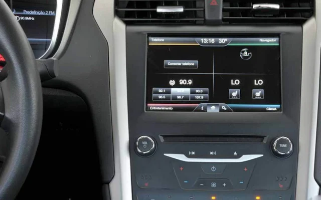 Ford Fusion 2014 Flex - interior