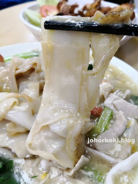 Kok Sen Restaurant of Keong Saik Road. Recommended by Singapore Michelin Guide Kok Sen Restaurant of Keong Saik Road. Recommended by Singapore Michelin Guide
