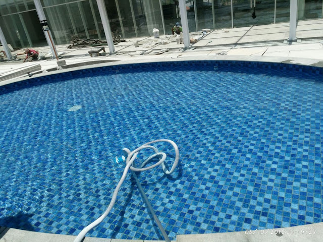 Andi Pool (Jasa Pembuatan, Perawatan, dan Renovasi Kolam Renang, Kolam Ikan Hias Koi, Kolam Taman Air, Kolam Kaca, dan Kolam Alami di Kota Surabaya)