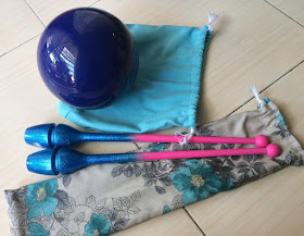 Gym ball and its bag, clubs and its bag