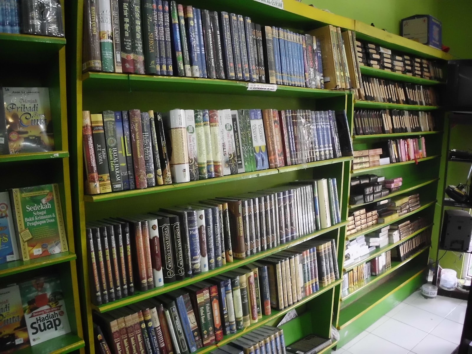  Toko  Buku  Yogyakarta Jogjakarta Book Store Rujukan TOKO  