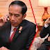 Ayo Tebak, Apa Yang Melekat di Tangan Presiden JOKOWI...