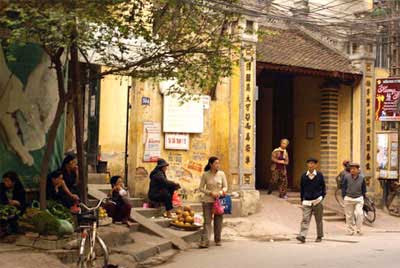 The street have many villages gate of Hanoi