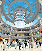 Emirates, the world's fastest growing airline, and Dubai Tourism & Commerce . (dubai mall)