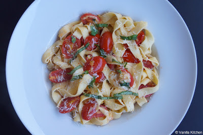 http://noplainvanillakitchen.blogspot.com/2011/10/pastasaucen-vi-alla-sorrentina.html