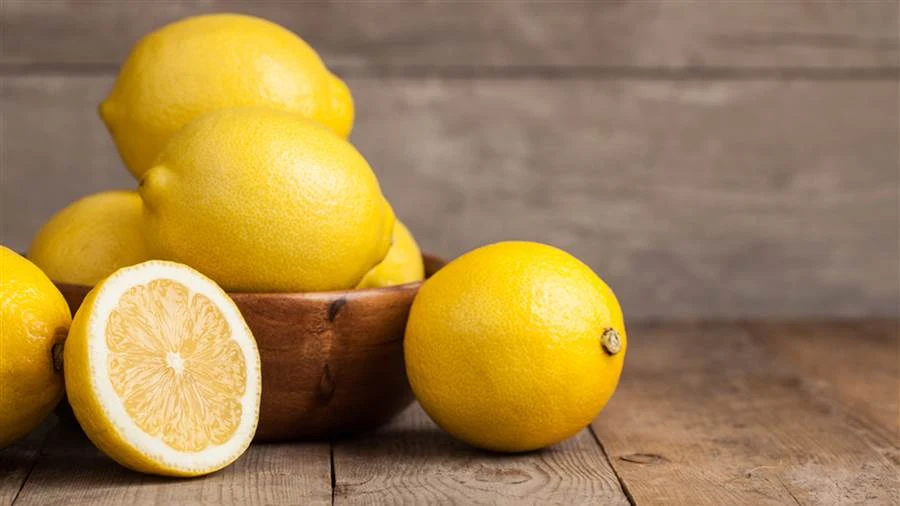 Here's What Happens To Your Body If You Put A Sliced Lemon Next To Your Bed At Night