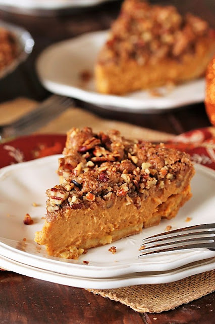 Pecan Streusel Pumpkin Pie